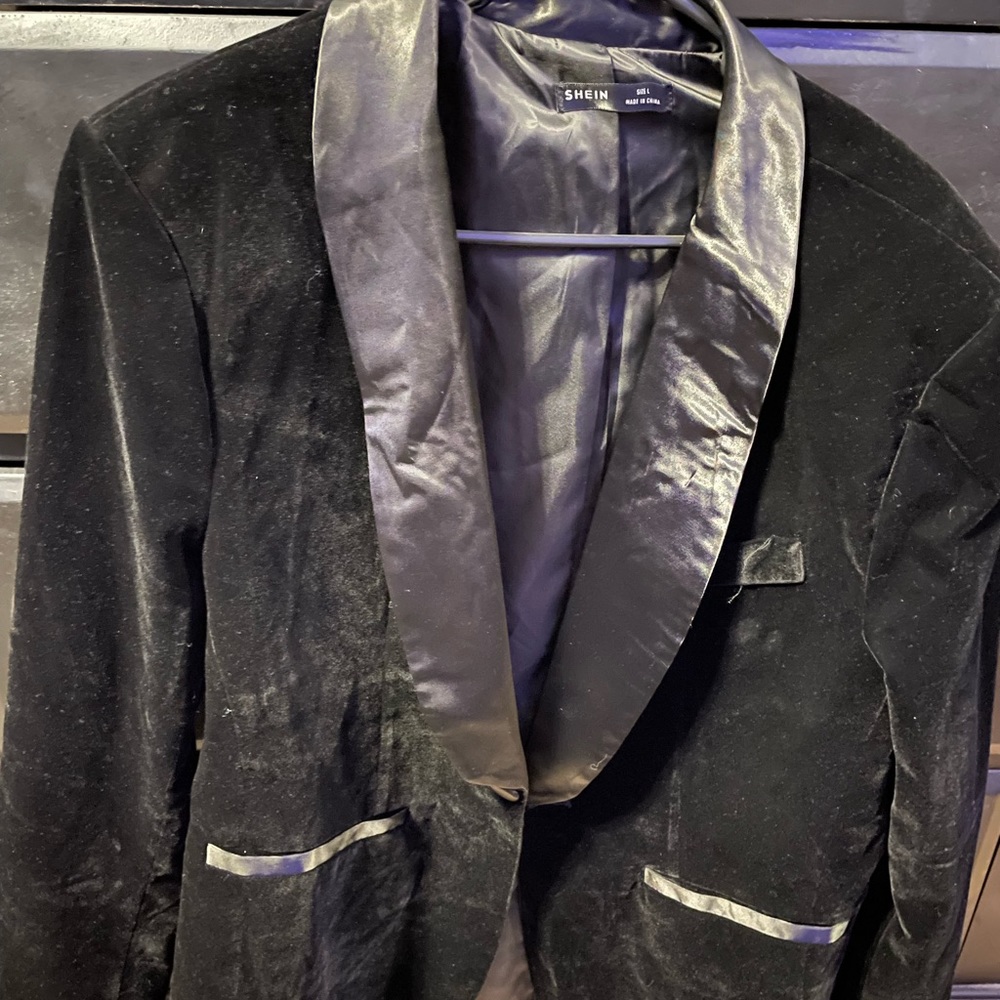 Men’s velvet & silk blazer
